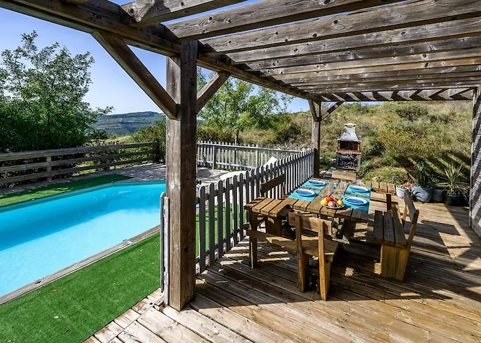 - Calme - Piscine Privee - Vue Nature بيت للعطل